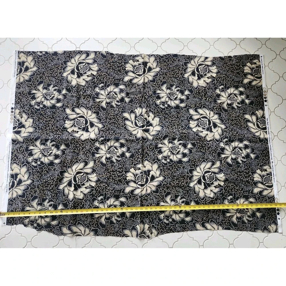 1 Yard/Waverly Sun N Shade BOHO BATIK Black Tan Floral Outdoor Fabric 56 Wide